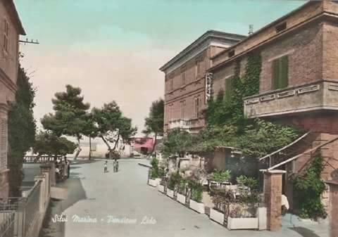 Albergo Lido Silvi Marina Eksteriør bilde